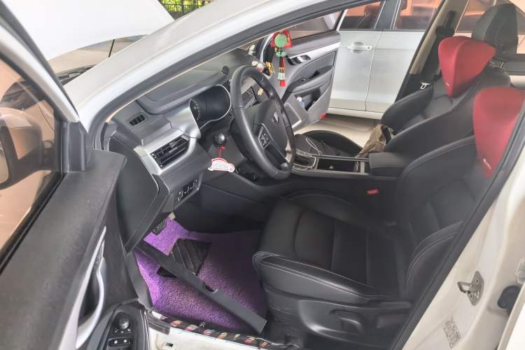 Used Geely Auto Emgrand 2018 1.5L CVT Upward Connect Edition Driver Seat