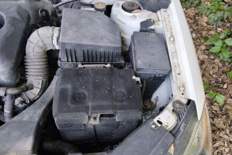 Used Geely Auto Emgrand 2018 1.5L CVT Luxury Model Engine Bay Left