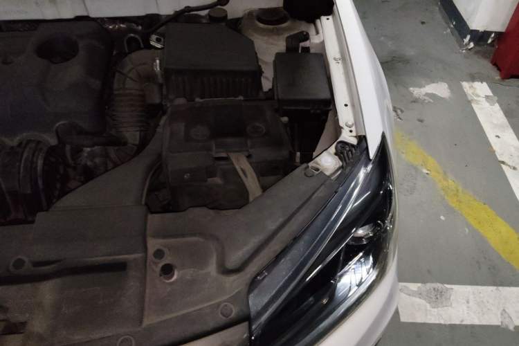 Used Geely Auto Emgrand 2018 1.5L Manual Luxury Model Engine Bay Left