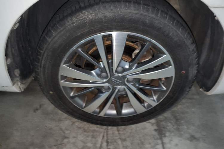 Used Geely Auto Emgrand 2018 1.5L Manual Upward Connect Edition Exterior 1