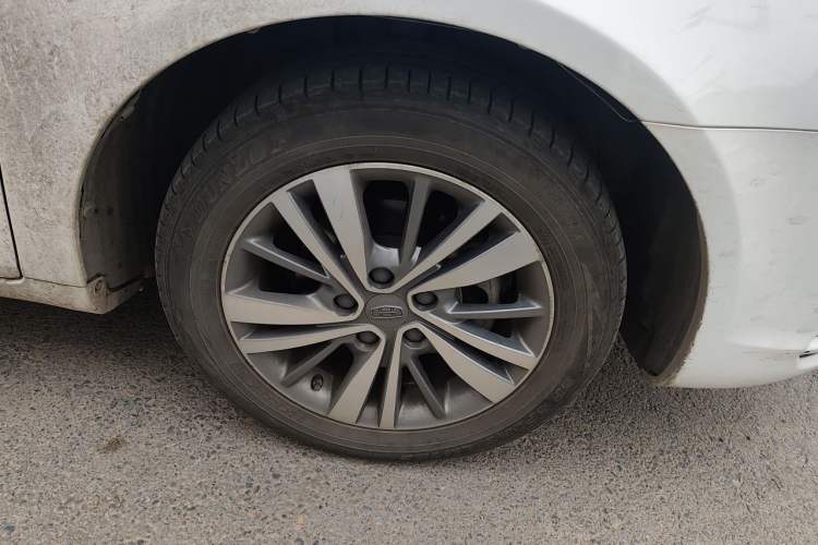 Used Geely Auto Emgrand 2018 1.5L CVT Upward Connect Edition Exterior 1