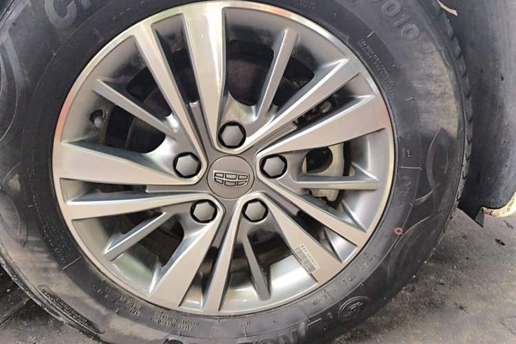 Used Geely Auto Emgrand 2018 1.5L Manual Luxury Model Exterior 1