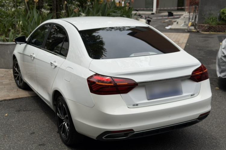 Used Geely Auto Emgrand 2018 1.5L CVT Luxury Model Exterior 11