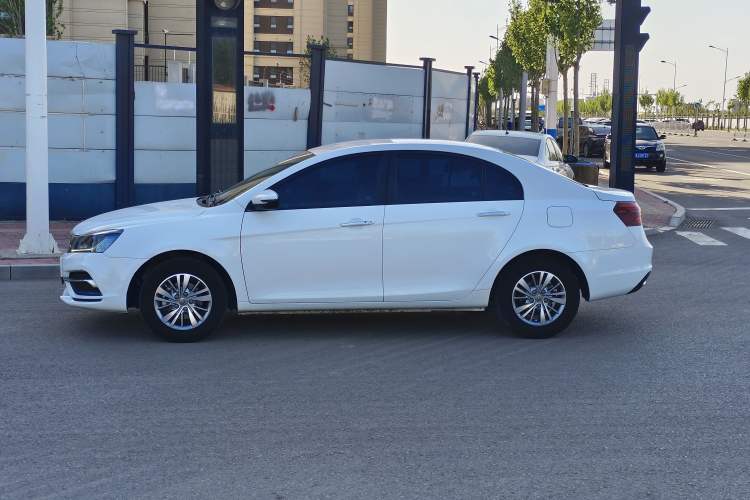 Used Geely Auto Emgrand 2018 1.5L Manual Luxury Model Exterior 2
