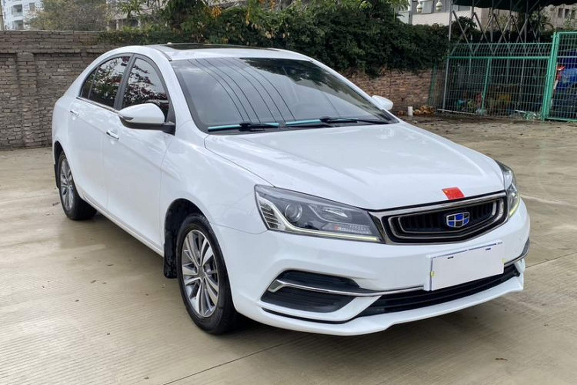 Used Geely Auto Emgrand 2018 1.5L CVT Upward Connect Edition Exterior 3
