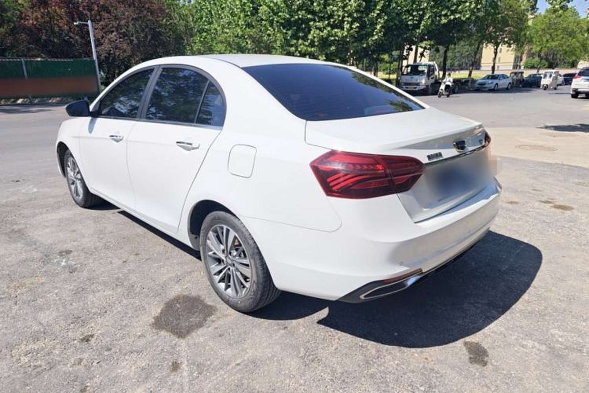 Used Geely Auto Emgrand 2018 1.5L Manual Upward Connect Edition Exterior 4