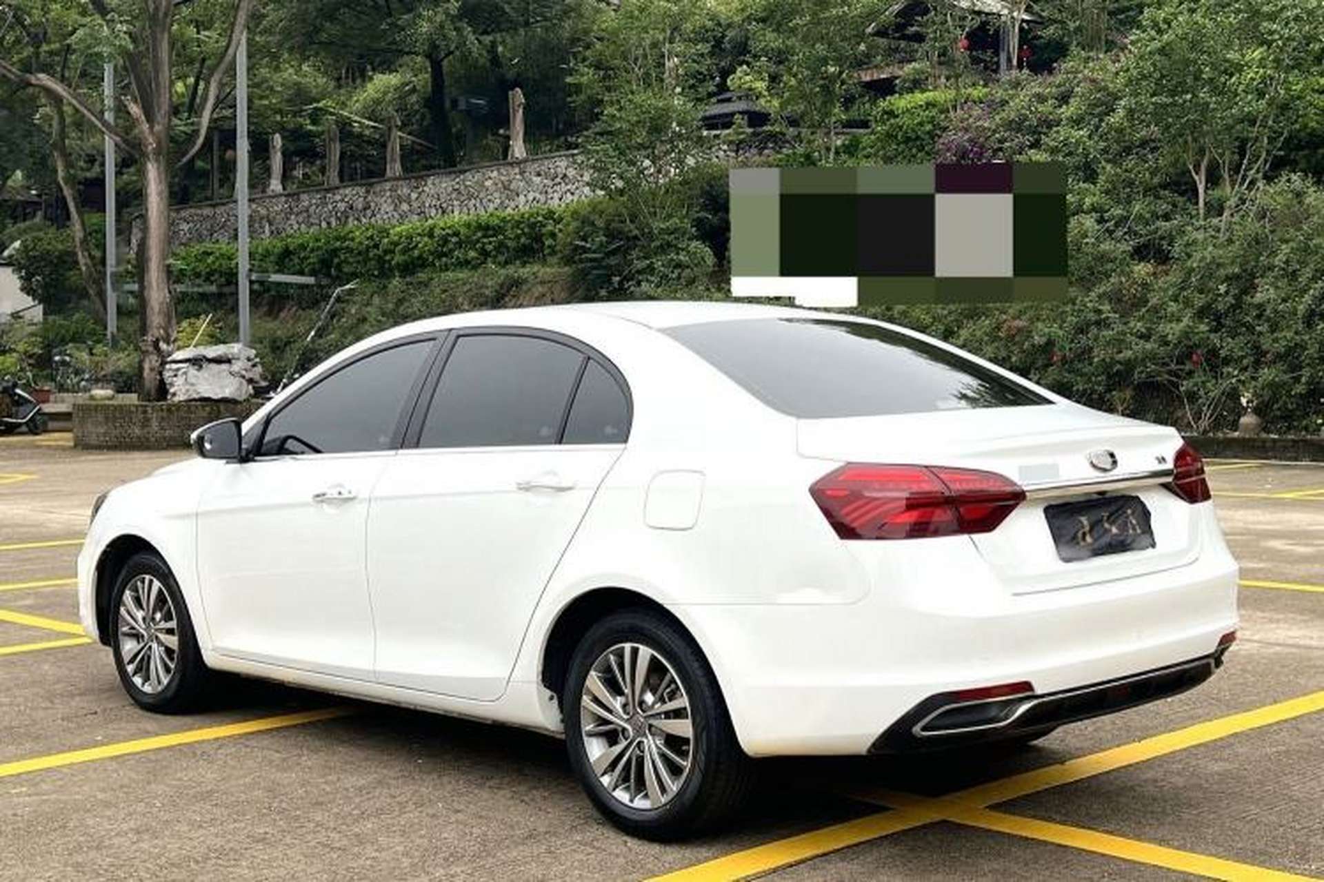 Used Geely Auto Emgrand 2018 1.5L CVT Upward Connect Edition Exterior 4