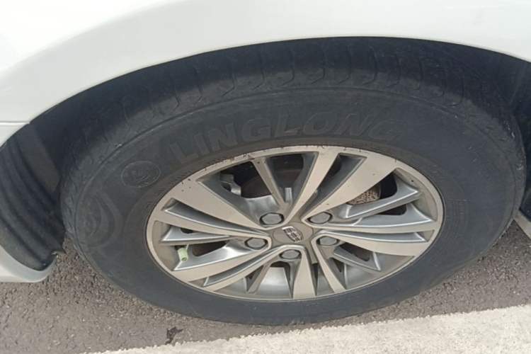 Used Geely Auto Emgrand 2018 1.5L CVT Luxury Model Exterior 4