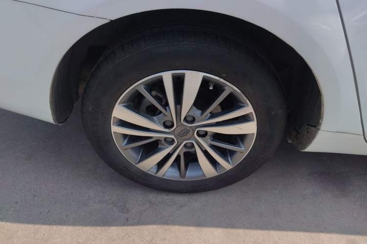 Used Geely Auto Emgrand 2018 1.5L CVT Upward Connect Edition Exterior 5