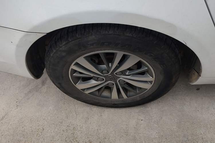 Used Geely Auto Emgrand 2018 1.5L CVT Luxury Model Exterior 5
