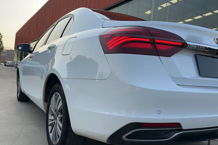 Used Geely Auto Emgrand 2018 1.5L CVT Upward Connect Edition Exterior 5