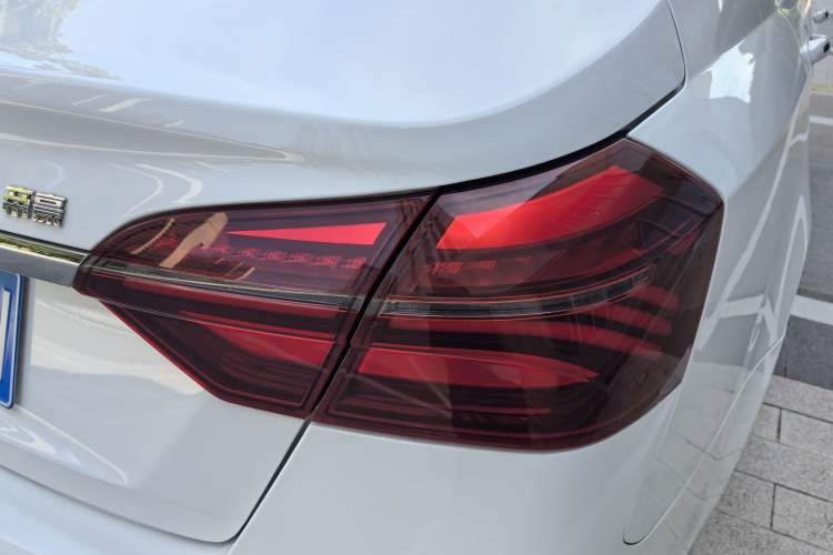 Used Geely Auto Emgrand 2018 1.5L CVT Upward Connect Edition Exterior 6