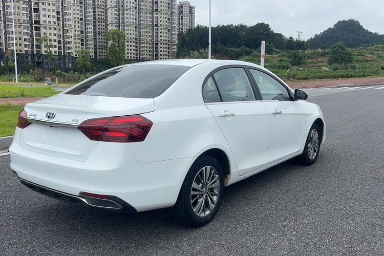 Used Geely Auto Emgrand 2018 1.5L CVT Upward Connect Edition Exterior 6