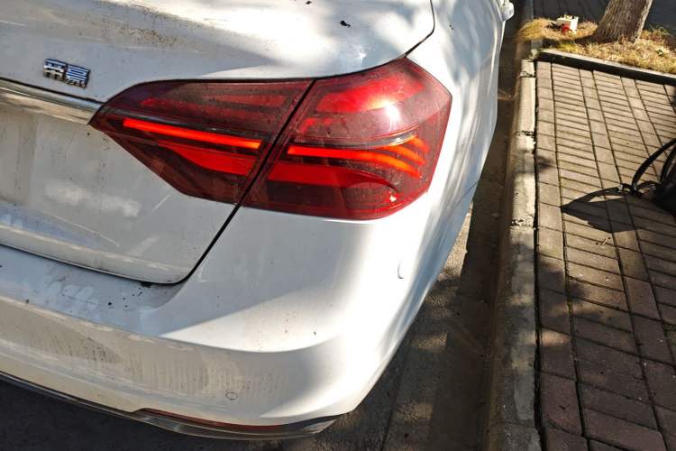 Used Geely Auto Emgrand 2018 1.5L Manual Upward Connect Edition Exterior 6