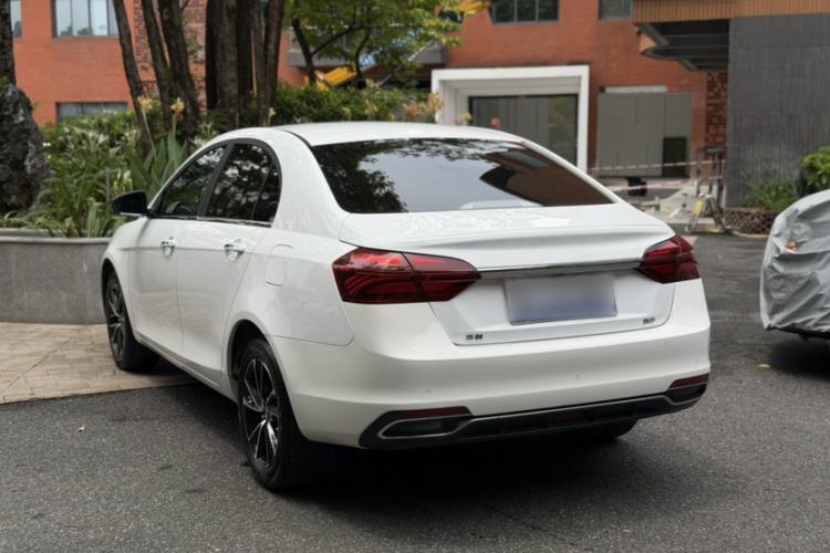 Used Geely Auto Emgrand 2018 1.5L CVT Luxury Model Exterior 9