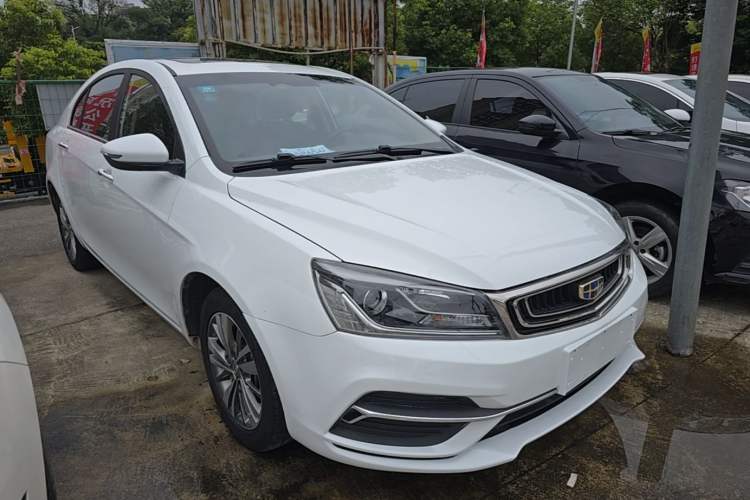 Used Geely Auto Emgrand 2018 1.5L CVT Upward Connect Edition Front Right 45 Deg