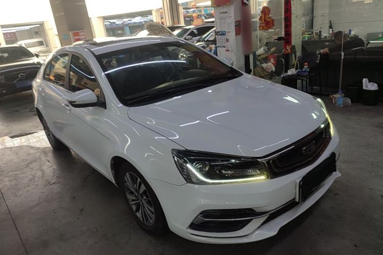 Used Geely Auto Emgrand 2018 1.5L CVT Upward Connect Edition Front Right 45 Deg