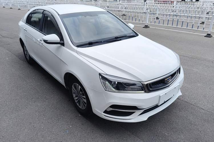 Used Geely Auto Emgrand 2018 1.5L CVT Luxury Model Front Right 45 Deg