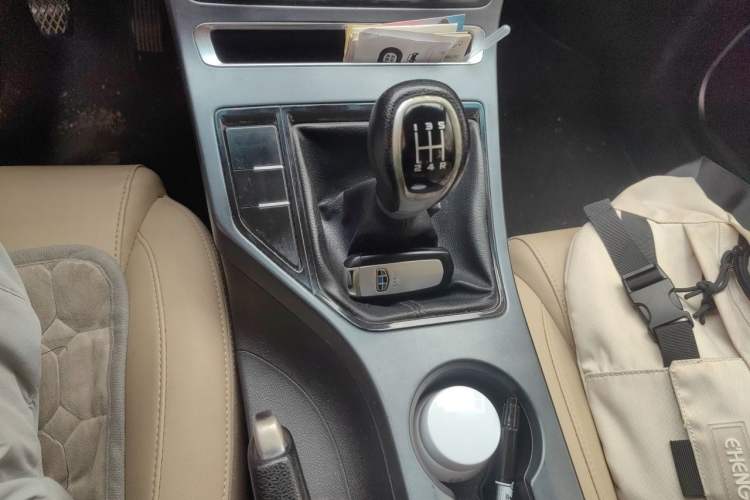 Used Geely Auto Emgrand 2018 1.5L Manual Luxury Model Gear Lever