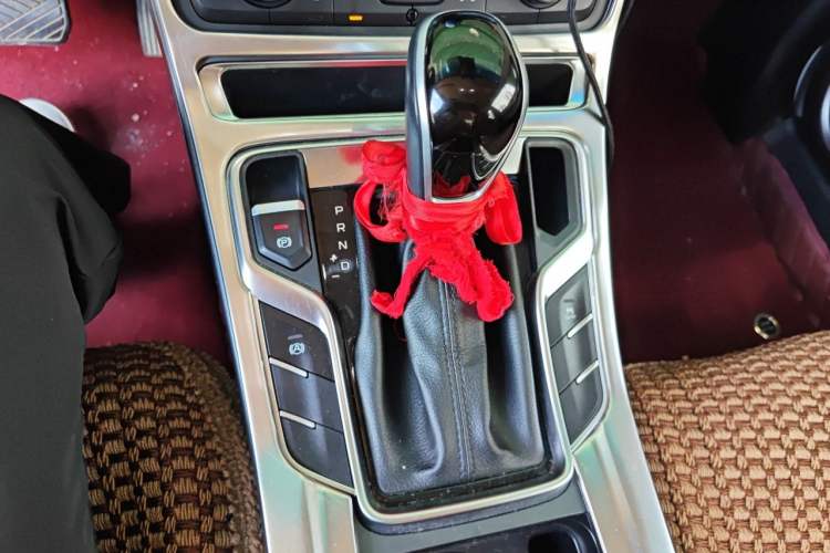 Used Geely Auto Emgrand 2018 1.5L CVT Luxury Model Gear Lever