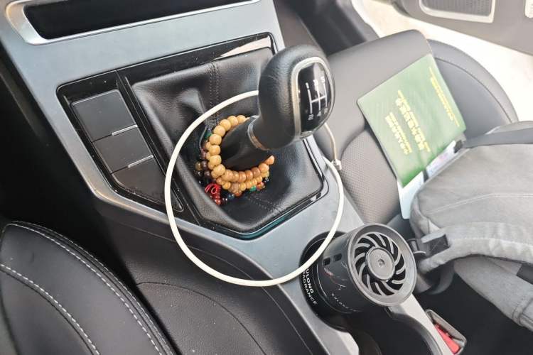 Used Geely Auto Emgrand 2018 1.5L Manual Upward Connect Edition Gear Lever
