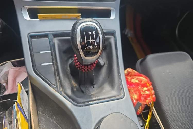 Used Geely Auto Emgrand 2018 1.5L Manual Luxury Model Gear Lever