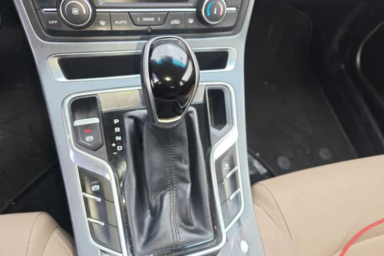 Used Geely Auto Emgrand 2018 1.5L CVT Luxury Model Gear Lever