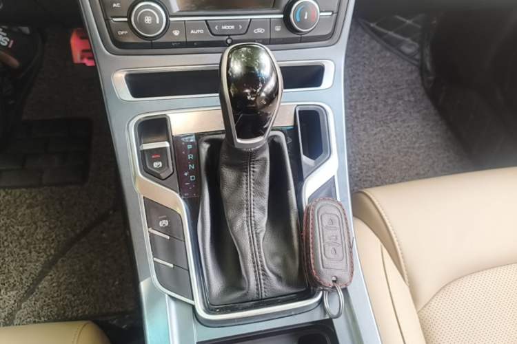 Used Geely Auto Emgrand 2018 1.5L CVT Luxury Model Gear Lever