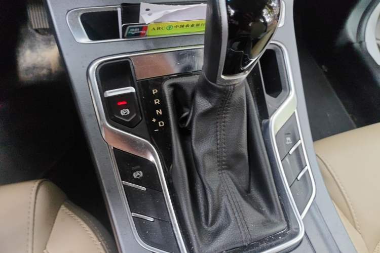 Used Geely Auto Emgrand 2018 1.5L CVT Luxury Model Gear Lever