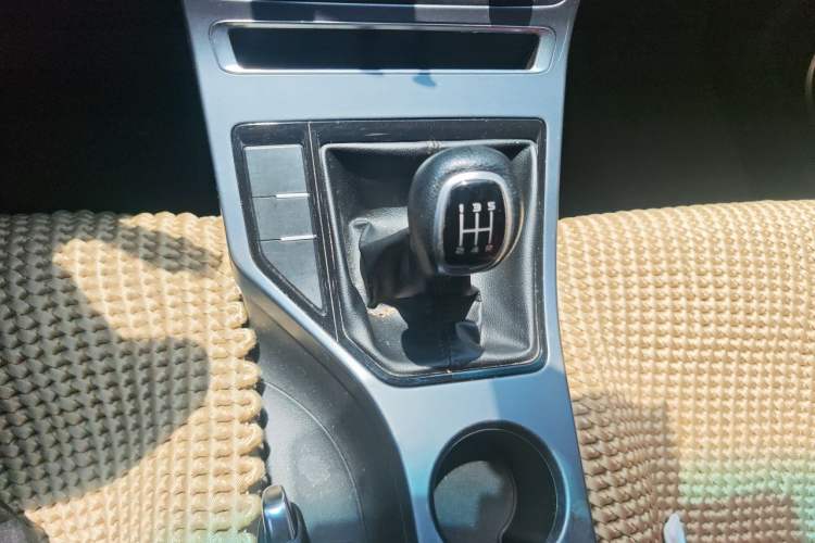 Used Geely Auto Emgrand 2018 1.5L Manual Luxury Model Gear Lever