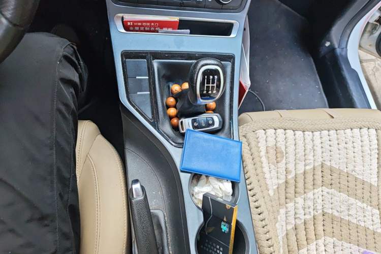 Used Geely Auto Emgrand 2018 1.5L Manual Luxury Model Gear Lever