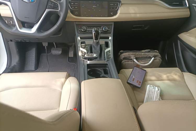 Used Geely Auto Emgrand 2018 1.5L CVT Luxury Model Gear Lever