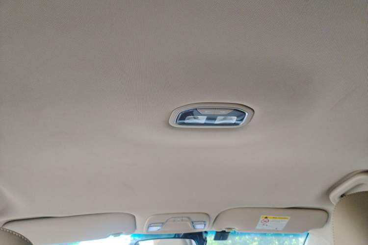 Used Geely Auto Emgrand 2018 1.5L CVT Luxury Model Headliner