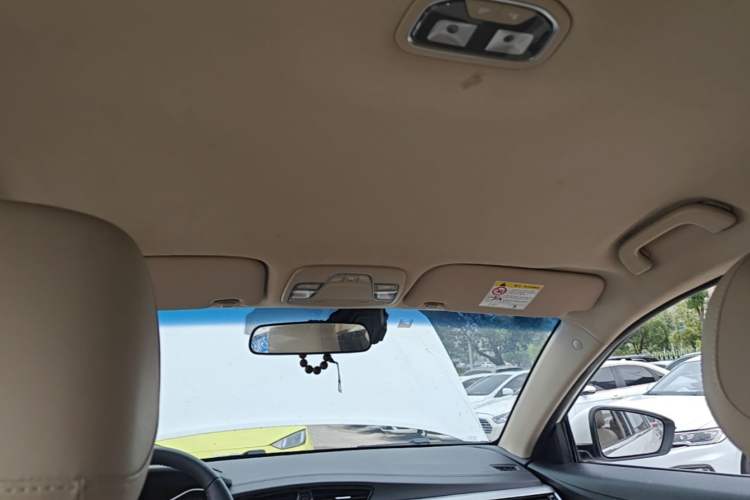 Used Geely Auto Emgrand 2018 1.5L Manual Luxury Model Headliner