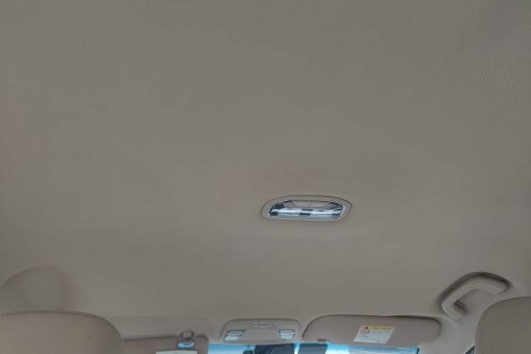 Used Geely Auto Emgrand 2018 1.5L Manual Luxury Model Headliner