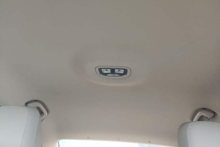 Used Geely Auto Emgrand 2018 1.5L Manual Luxury Model Headliner