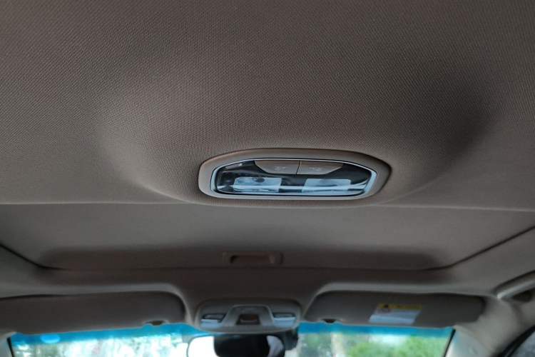 Used Geely Auto Emgrand 2018 1.5L CVT Upward Connect Edition Headliner