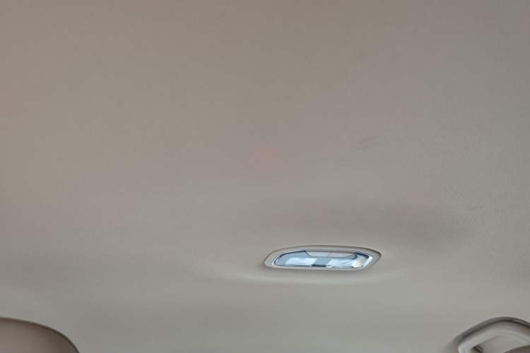 Used Geely Auto Emgrand 2018 1.5L CVT Luxury Model Headliner