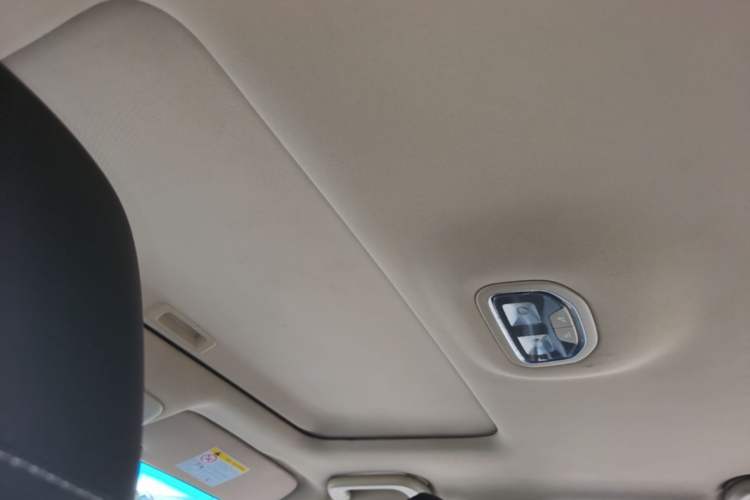 Used Geely Auto Emgrand 2018 1.5L CVT Upward Connect Edition Headliner