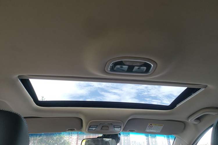 Used Geely Auto Emgrand 2018 1.5L Manual Upward Connect Edition Headliner