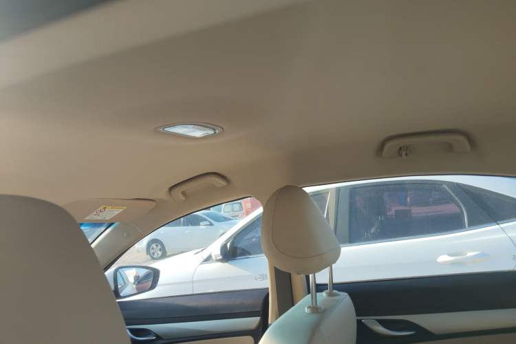 Used Geely Auto Emgrand 2018 1.5L Manual Luxury Model Headliner