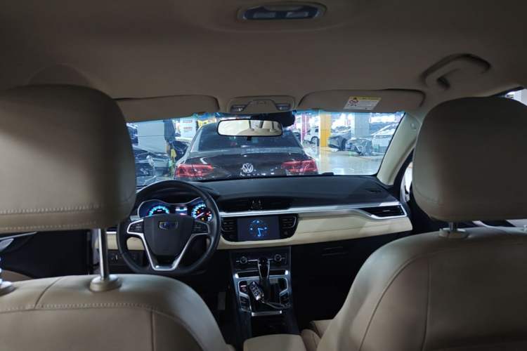 Used Geely Auto Emgrand 2018 1.5L CVT Luxury Model Headliner