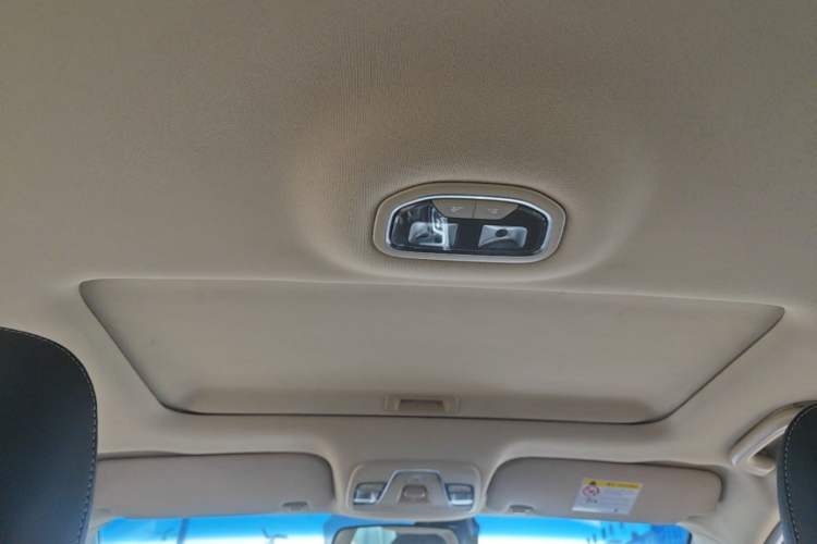 Used Geely Auto Emgrand 2018 1.5L CVT Upward Connect Edition Headliner