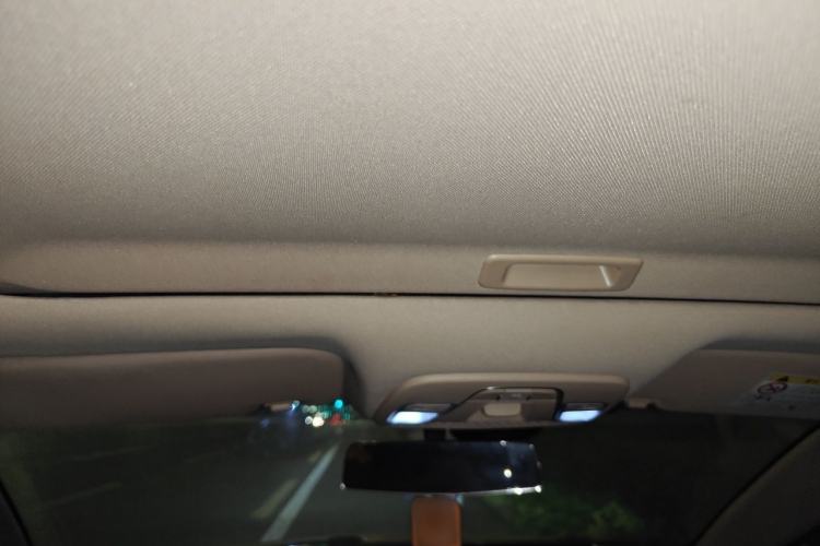 Used Geely Auto Emgrand 2018 1.5L CVT Luxury Model Headliner