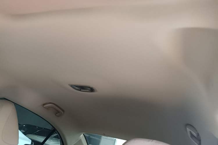 Used Geely Auto Emgrand 2018 1.5L Manual Luxury Model Headliner