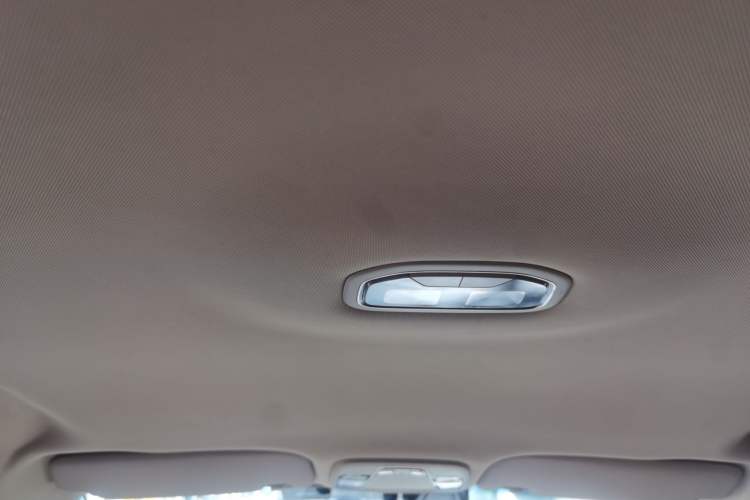 Used Geely Auto Emgrand 2018 1.5L CVT Luxury Model Headliner