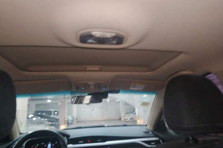 Used Geely Auto Emgrand 2018 1.5L CVT Upward Connect Edition Headliner