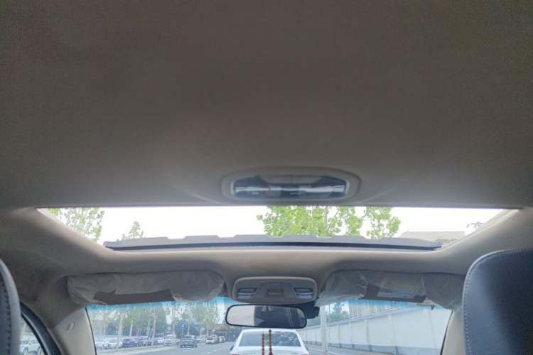 Used Geely Auto Emgrand 2018 1.5L Manual Upward Connect Edition Headliner