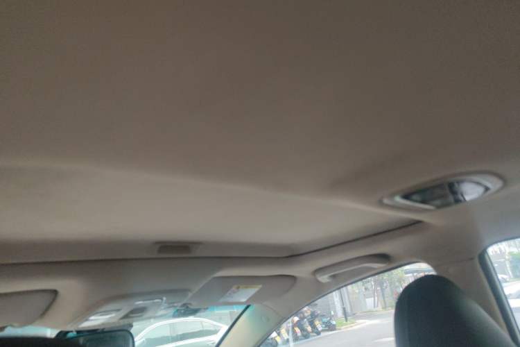 Used Geely Auto Emgrand 2018 1.5L Manual Upward Connect Edition Headliner
