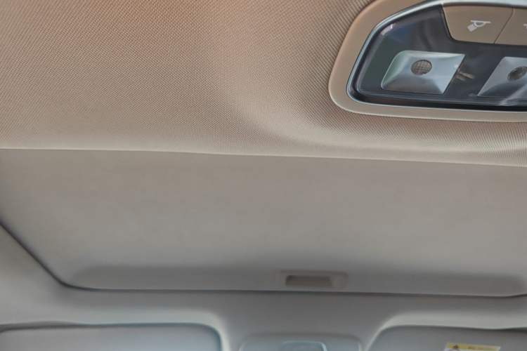 Used Geely Auto Emgrand 2018 1.5L CVT Upward Connect Edition Headliner